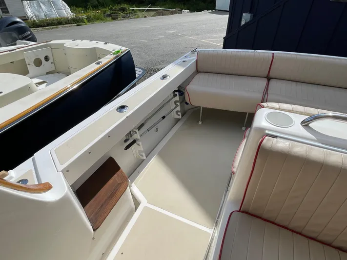 Gala Yacht Photos Pics 