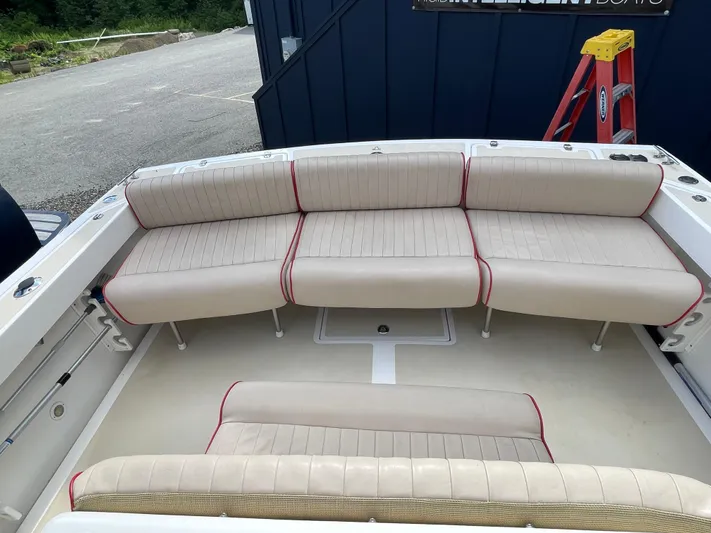 Gala Yacht Photos Pics 