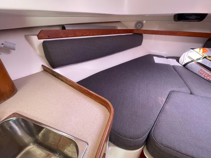 Gala Yacht Photos Pics 