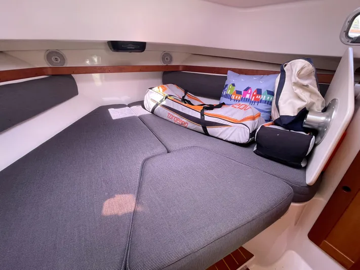 Gala Yacht Photos Pics 