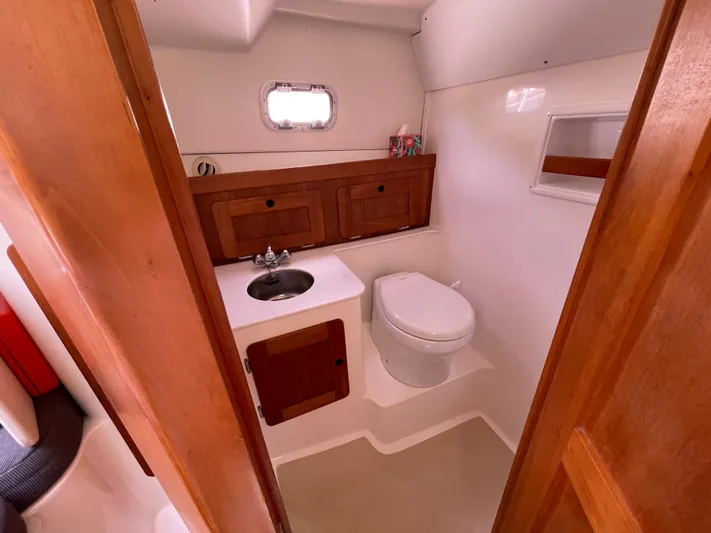 Gala Yacht Photos Pics 