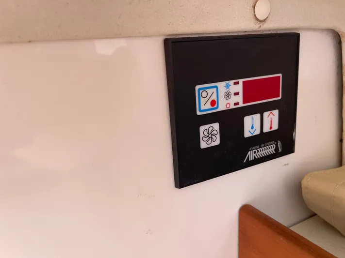 Gala Yacht Photos Pics 