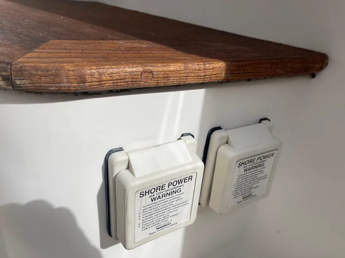 Gala Yacht Photos Pics 