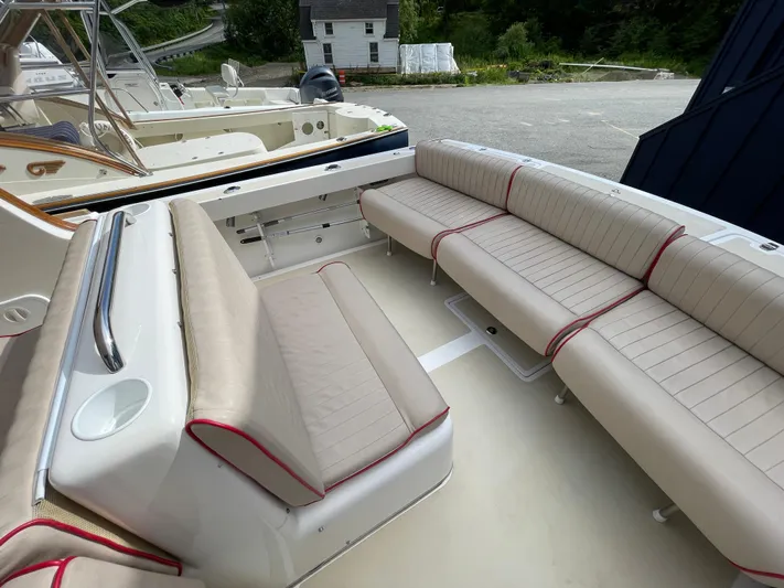 Gala Yacht Photos Pics 