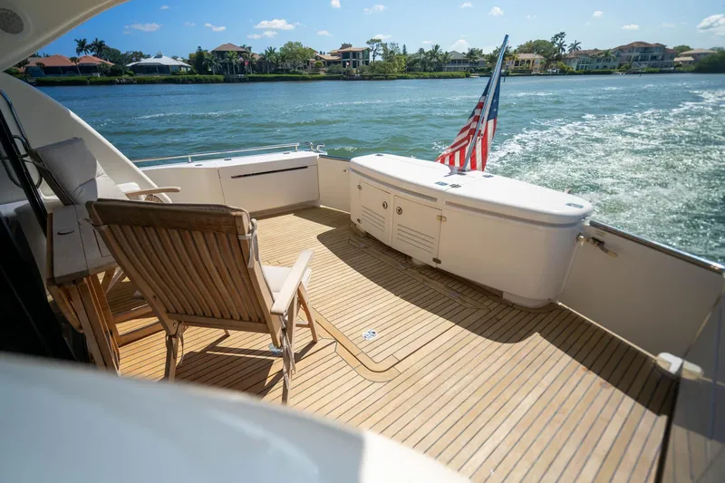 Tiamo Yacht Photos Pics 2008 Maritimo 48 Motor Yacht