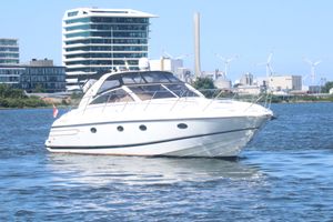 2003 Princess V42