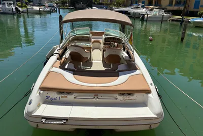 Sea Ray 230 Bow Rider
