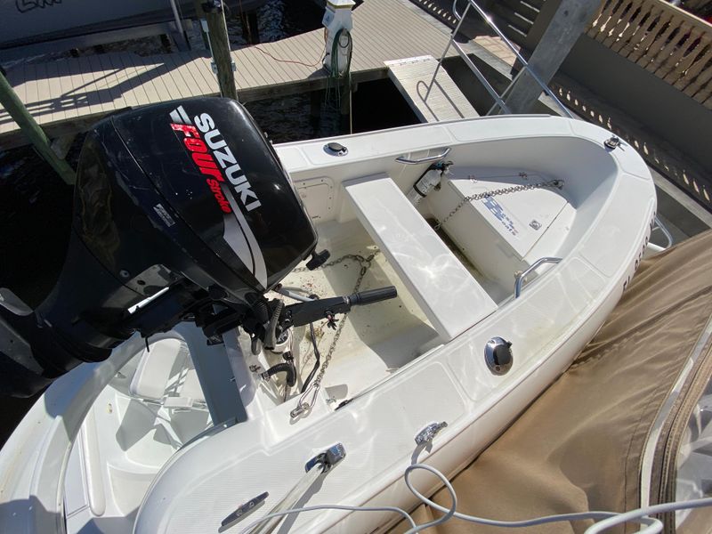 2003 Carver 460 Voyager