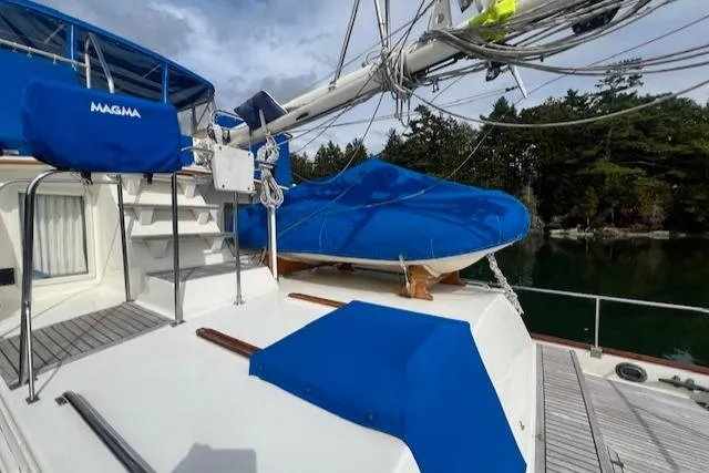 Joyfull Yacht Photos Pics 