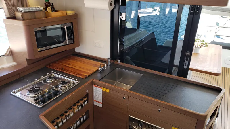 Exit Plan Yacht Photos Pics 