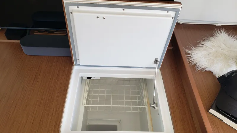 Exit Plan Yacht Photos Pics 