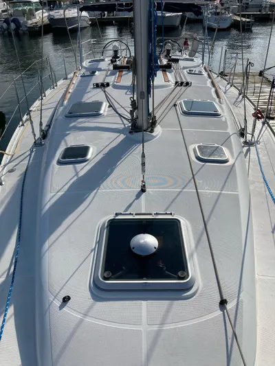 Le Bateau Yacht Photos Pics 