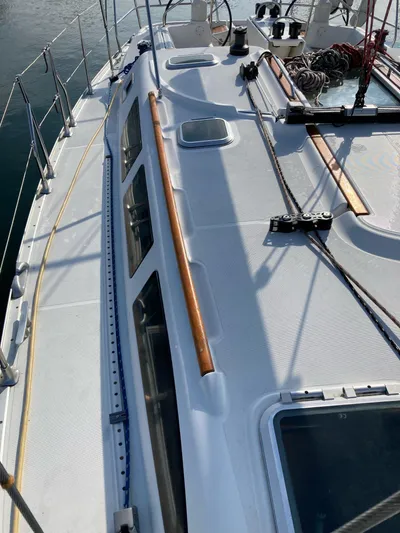 Le Bateau Yacht Photos Pics 