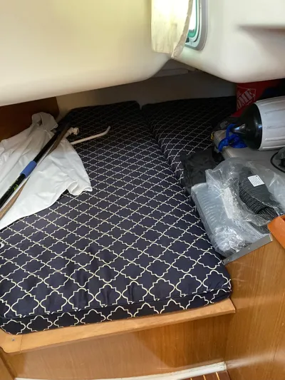 Le Bateau Yacht Photos Pics 