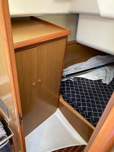 Le Bateau Yacht Photos Pics 