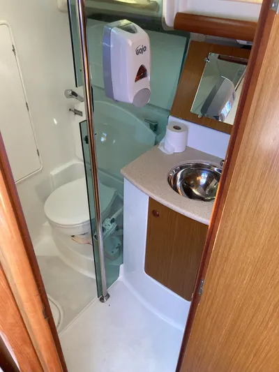 Le Bateau Yacht Photos Pics 