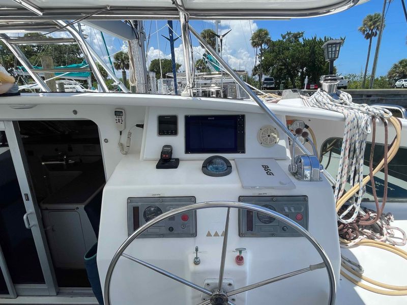 2001 Voyage 440