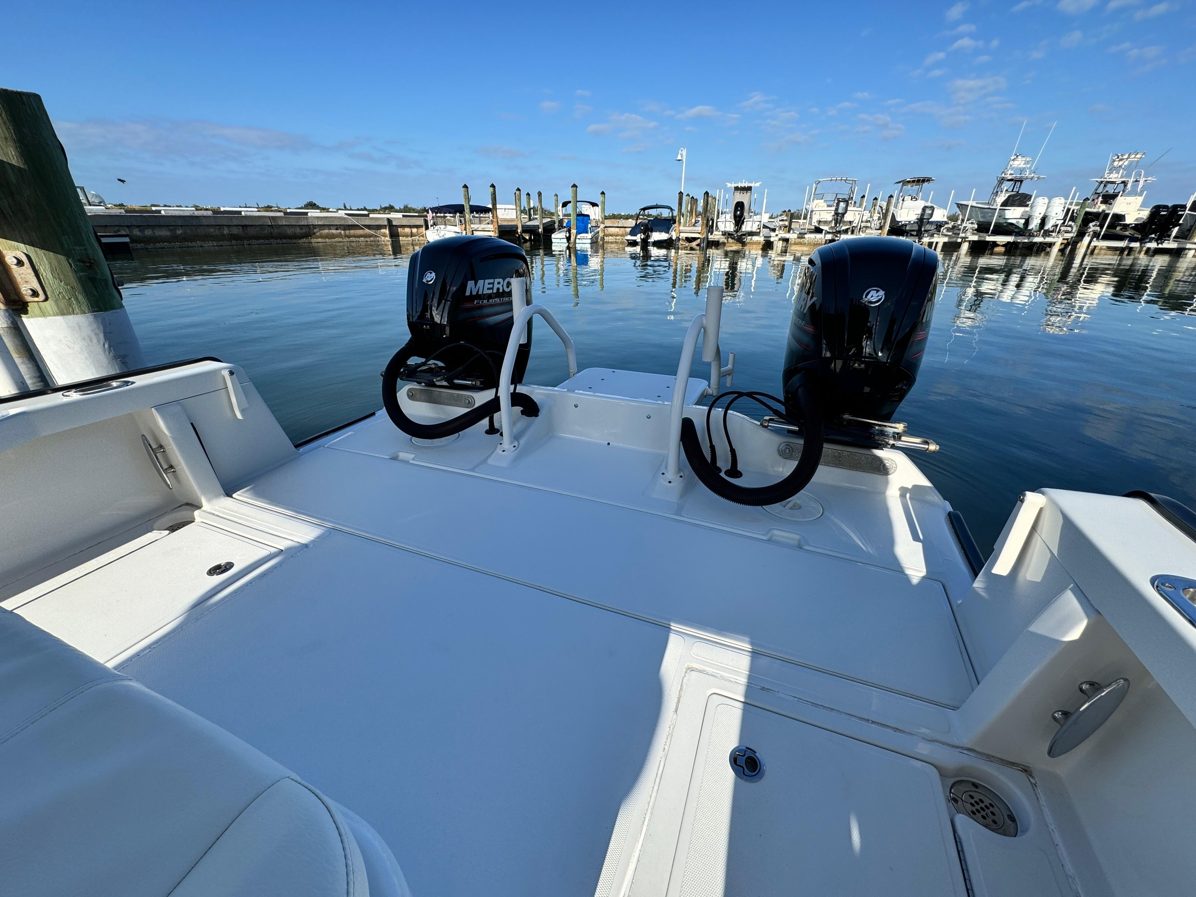 2018 Calcutta 263 Center Console for sale - YachtWorld