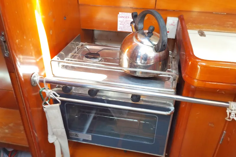  Yacht Photos Pics Galley of 2004 Beneteau First 40.7 with stove and kettle.
