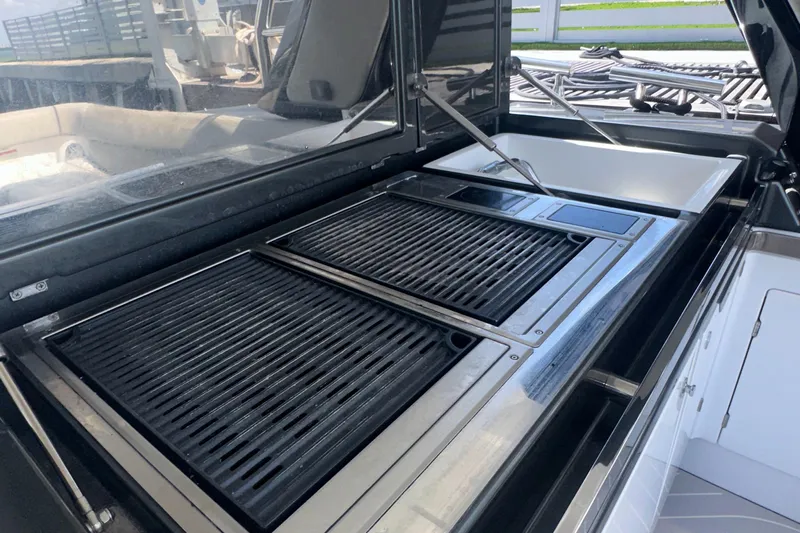  Yacht Photos Pics Outdoor grill on 2021 Azimut Verve 47 yacht, featuring sleek design and modern amenities.