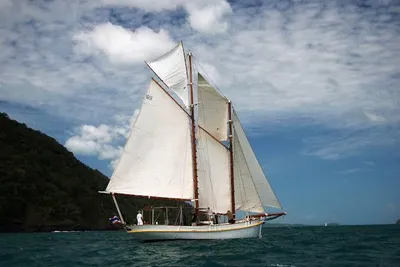 1906 Custom 1906 classic schooner