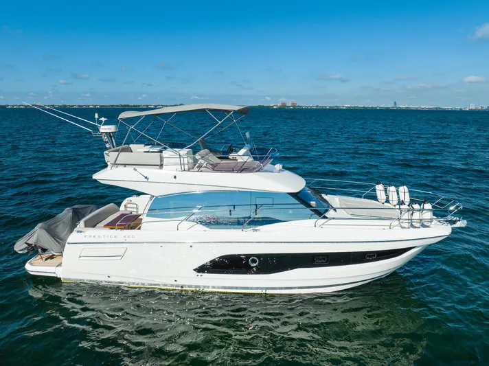 Living Out Loud Yacht Photos Pics 