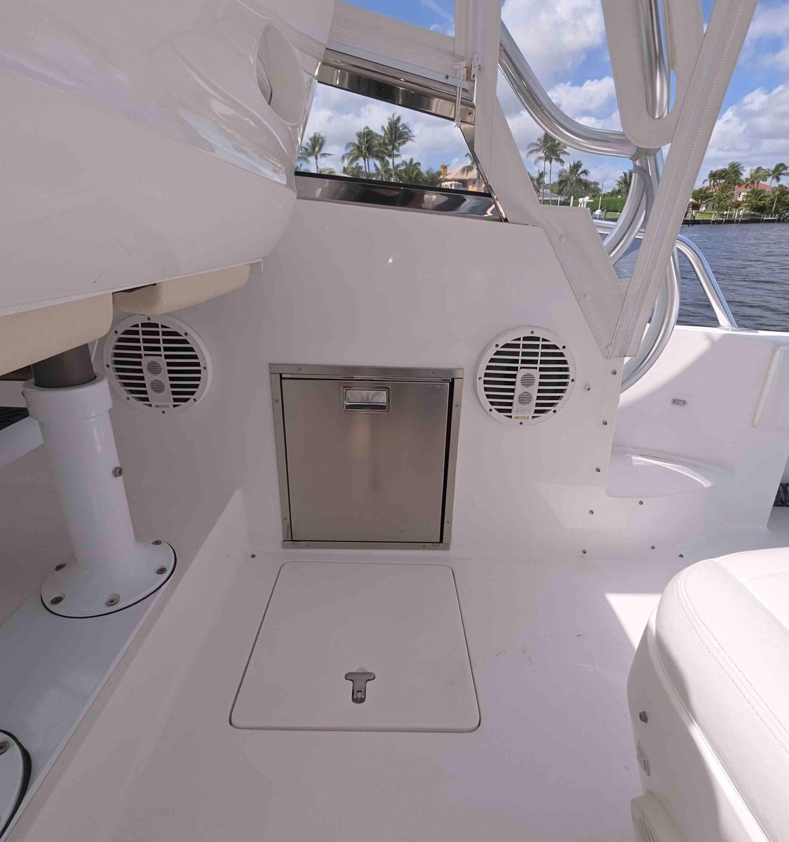 2008 Intrepid 43 