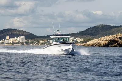 Axopar 29 XC Cross Cabin