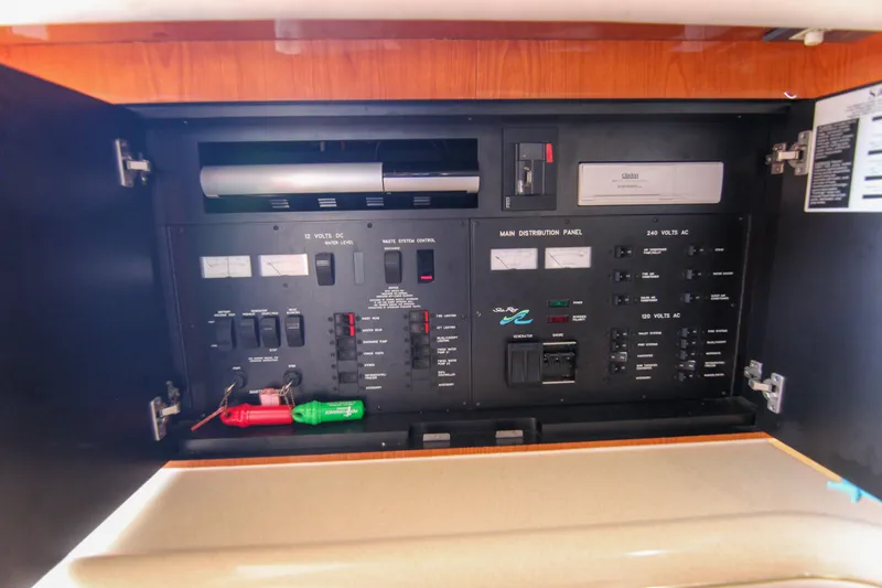 Pal'party Yacht Photos Pics Electrical control panel of a 2000 Sea Ray 450 Express Bridge yacht.