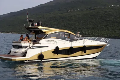 Galeon 445 HTS