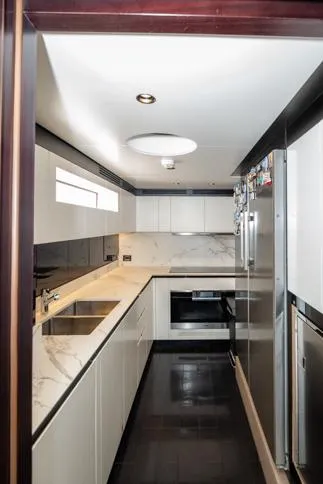 Cloudy Bay Yacht Photos Pics 