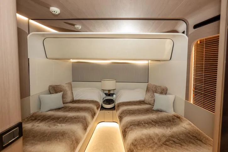 Cloudy Bay Yacht Photos Pics 