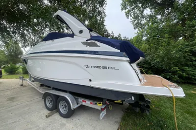 Regal 28 Express