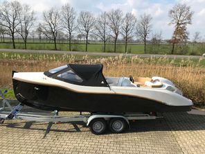 2020 Oud Huijzer 700 tender