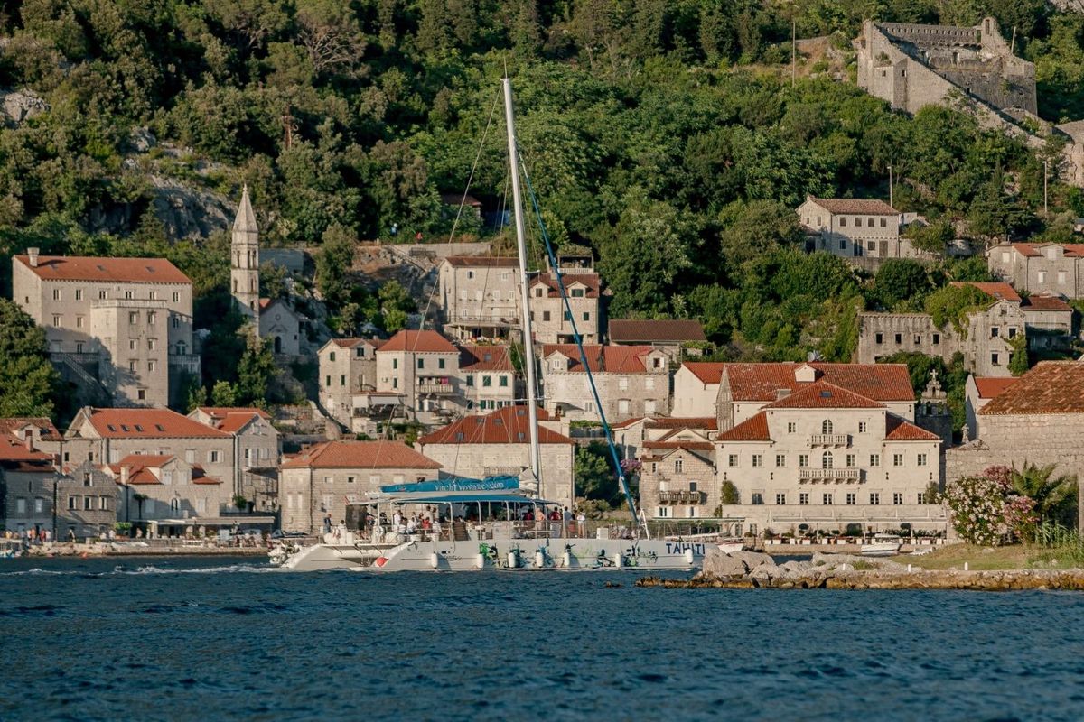 2015 Fountaine Pajot 80 