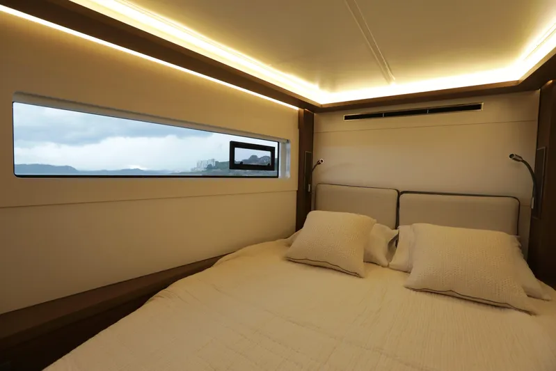 Babur Yacht Photos Pics 