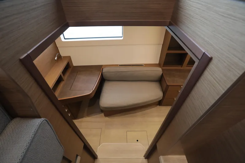 Babur Yacht Photos Pics 