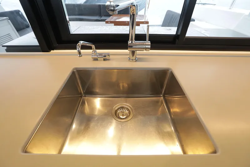 Babur Yacht Photos Pics 