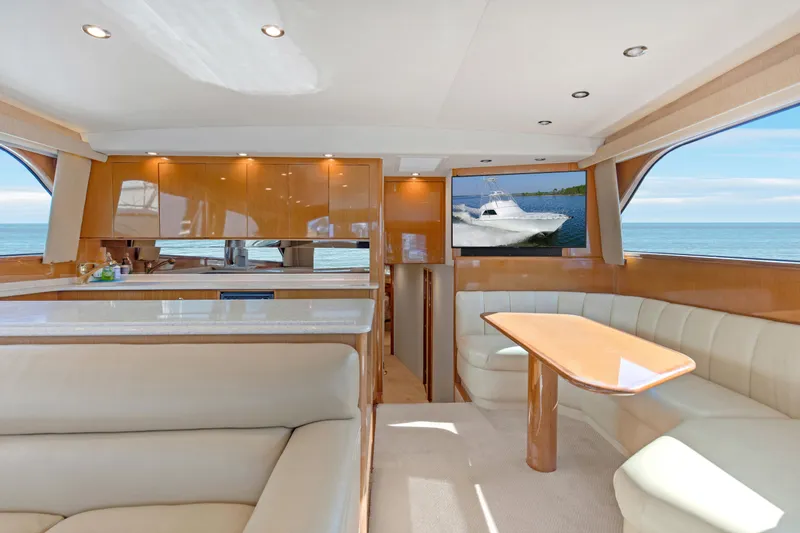 Watusi Yacht Photos Pics 2002 61 Viking Convertible Watusi Salon