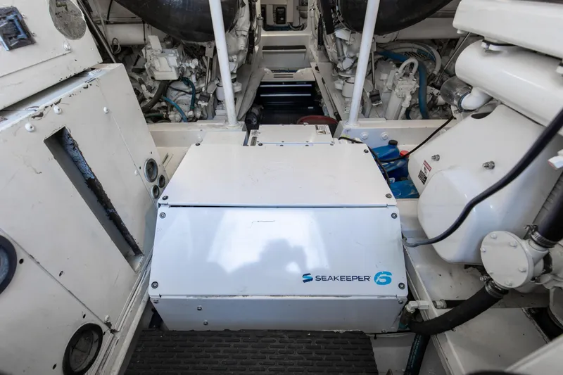 Watusi Yacht Photos Pics 2002 61 Viking Convertible Watusi Seakeeper