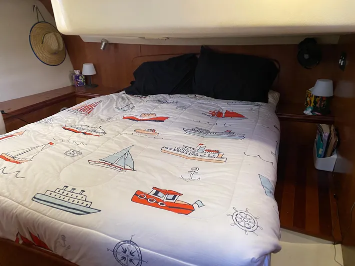 Knot Working Yacht Photos Pics 