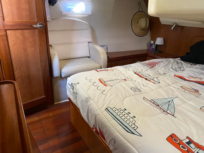 Knot Working Yacht Photos Pics 