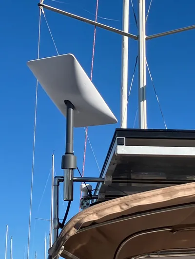 Knot Working Yacht Photos Pics 