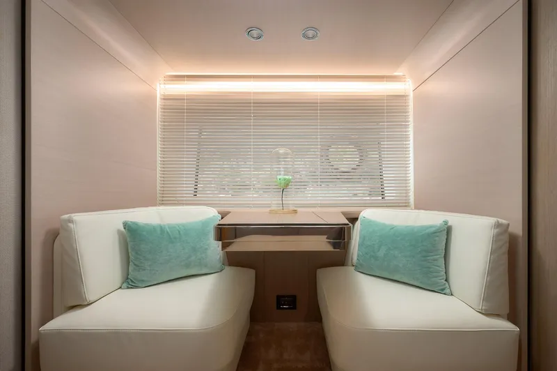 Atlantis Yacht Photos Pics Azimut 72 - 2023 - For Sale