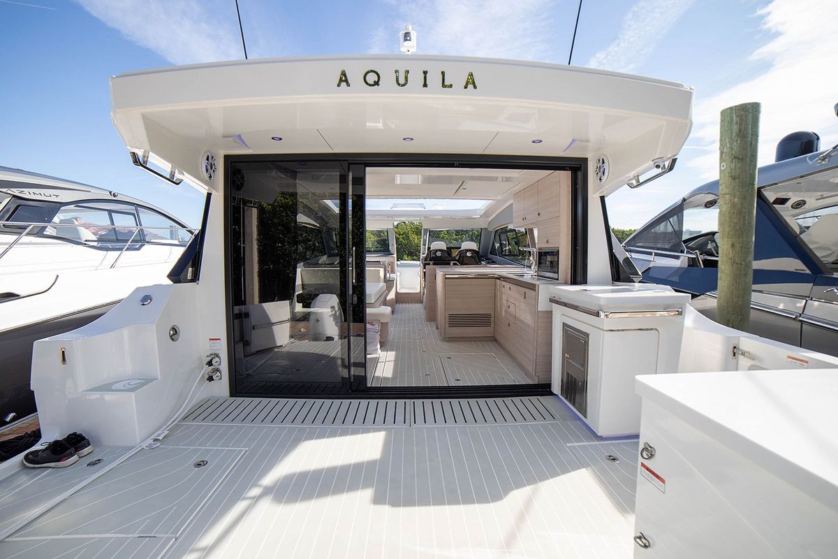 2026 Aquila 42 