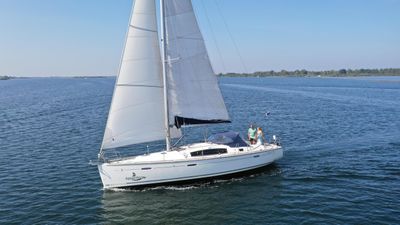 2011 Beneteau Oceanis 40