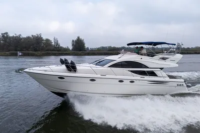 2005 Fairline Phantom 50