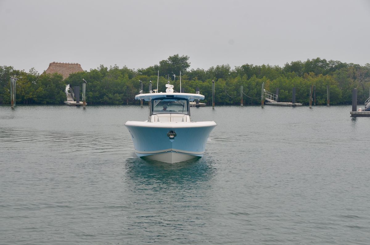 2023 Pursuit 42 