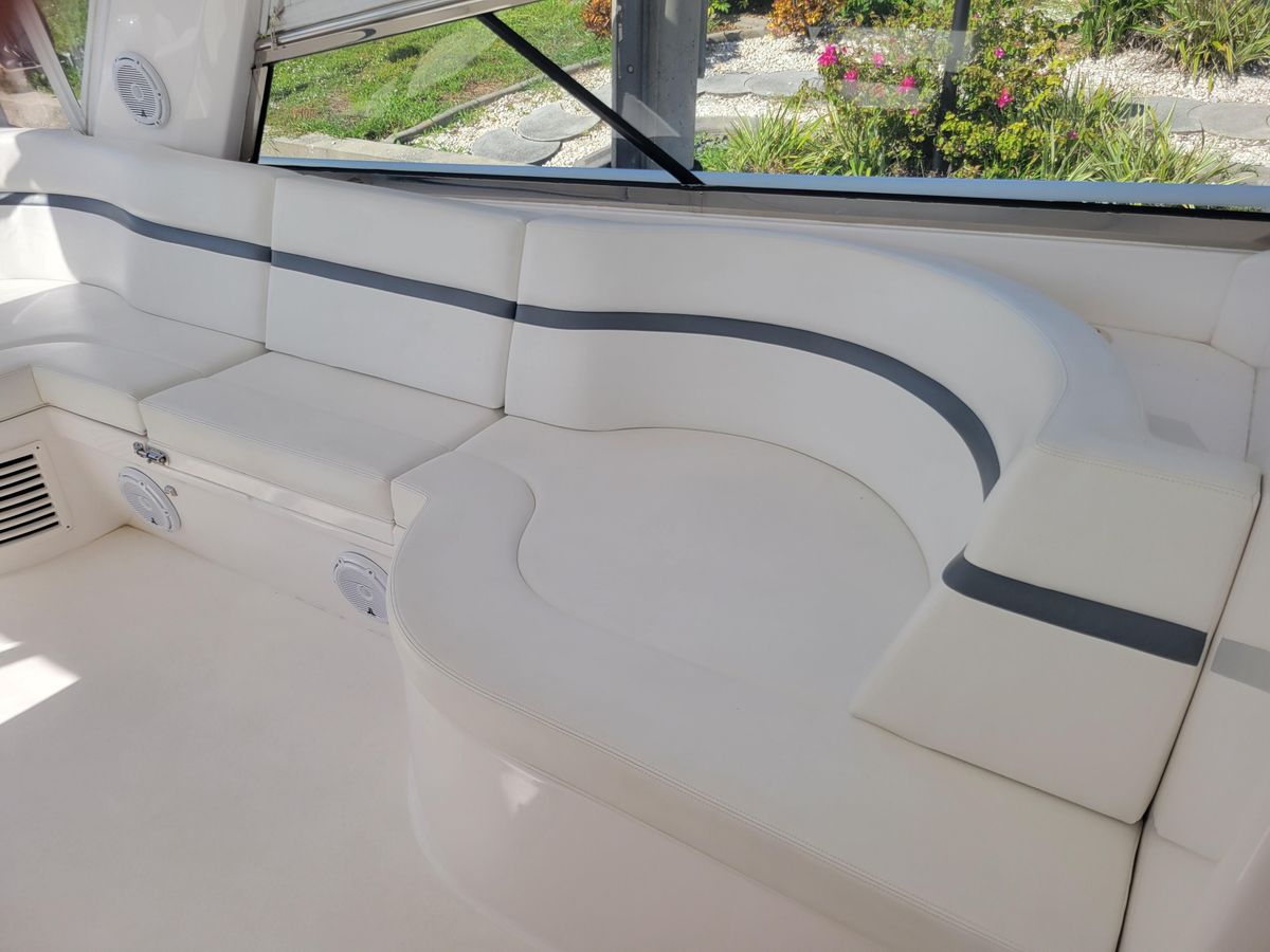 2016 Intrepid 47 