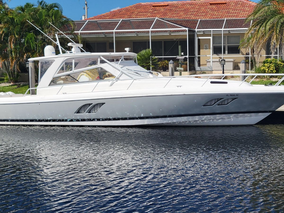 2016 Intrepid 47 